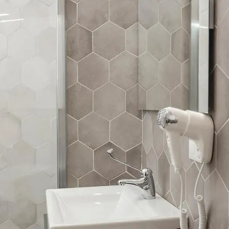 Fladi House Pensjonat 3*