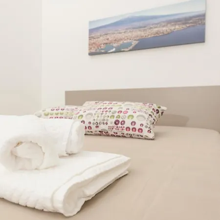 Guest house Fladi House 3*